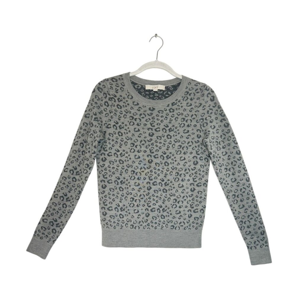 Ann Taylor LOFT Women's Long Sleeve Leopard Print Top in Gray - Sz XS